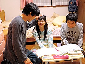 青い誘惑 弄ばれる家庭教師 跡美しゅり　サンプル画像10